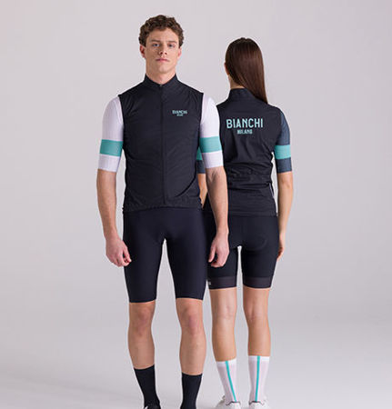 media.category.imagealternatetextformat